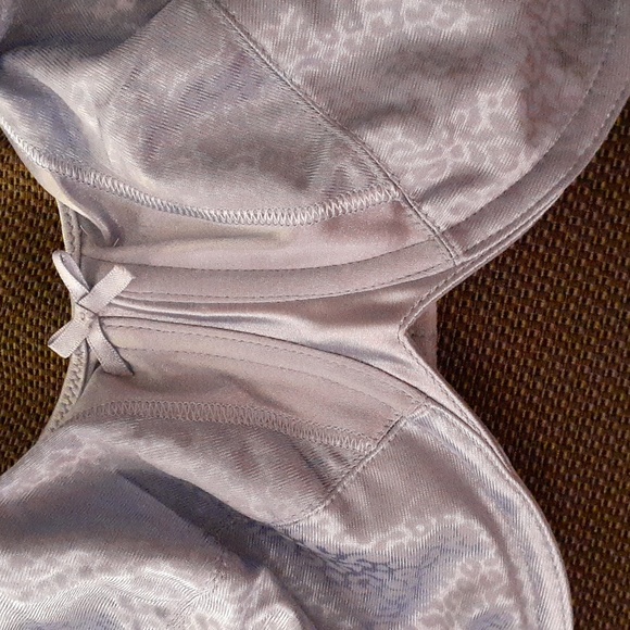 Bali 40D EUC 4 hook closure - Picture 2 of 4